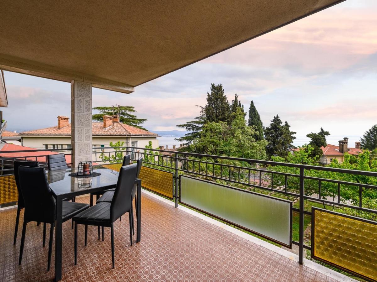 Apartments Vilma Lovran Luaran gambar