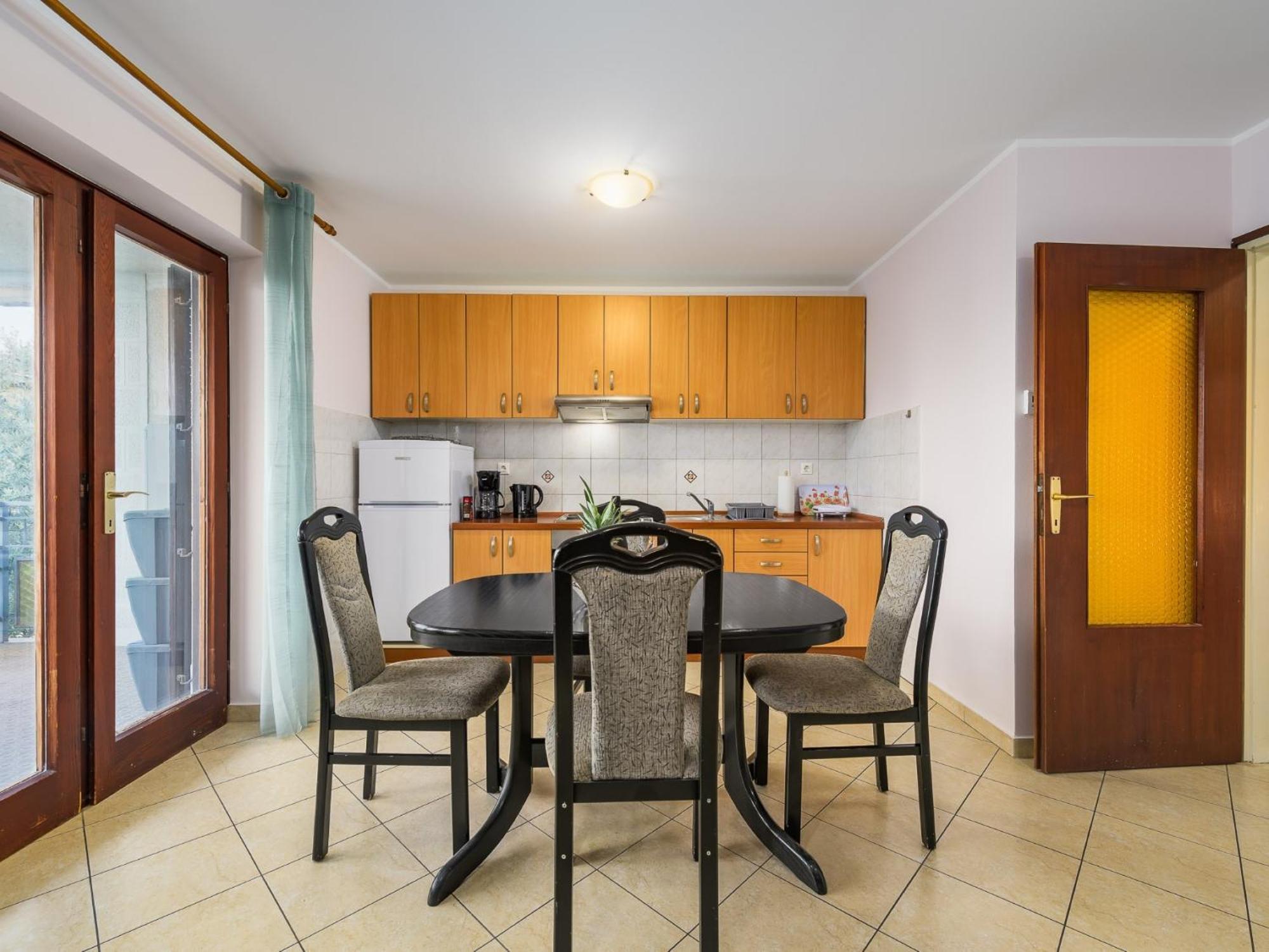 Apartments Vilma Lovran Bilik gambar